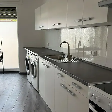 Monteur- Und Arbeiterunterkunft Adlerstrasse * Oberhausen-Rheinhausen