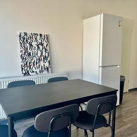 Gæstehus Monteur- Und Arbeiterunterkunft Adlerstrasse *