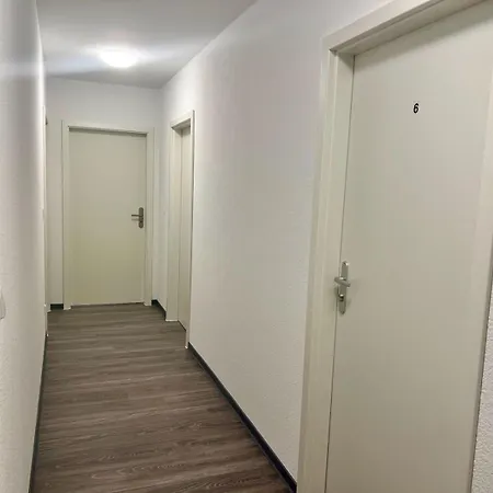 Gæstehus Monteur- Und Arbeiterunterkunft Adlerstrasse